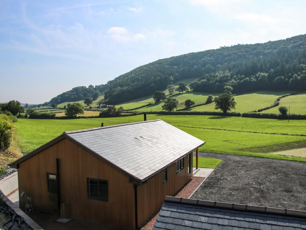 Villa Meadow View Meifod Exterior foto