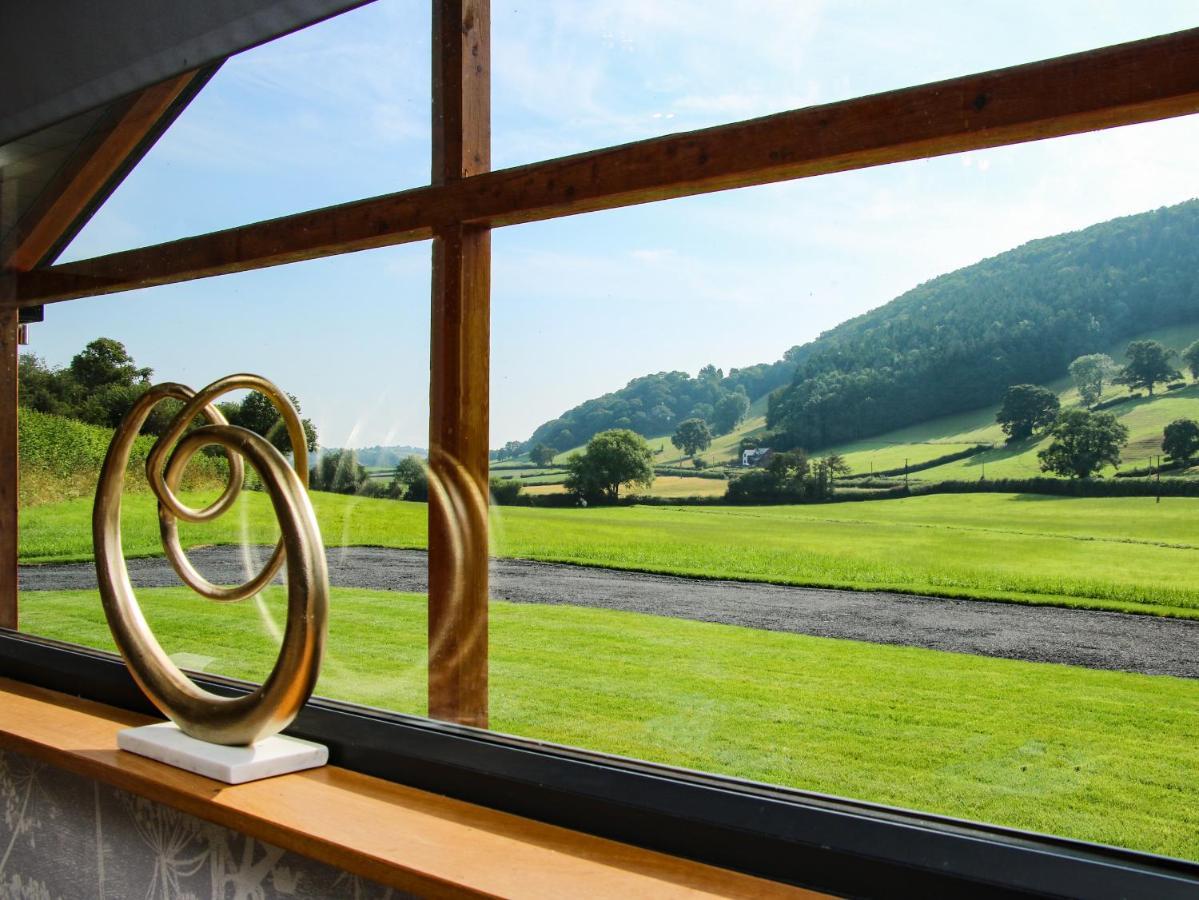 Villa Meadow View Meifod Exterior foto